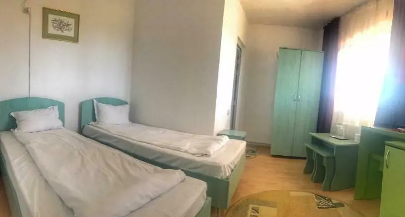 Habitación Estándar, Complex Scorpion