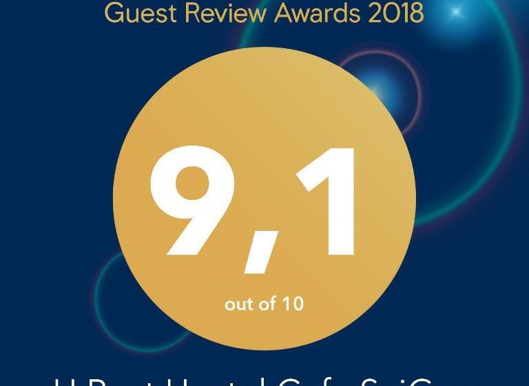 سوییت اجرایی, H Best Hostel Cafe Saigon