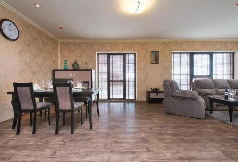 Suite, Green Villa