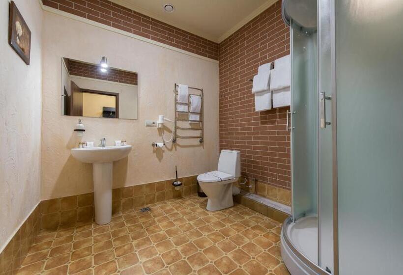 غرفة كلاسيكية ثلاثية, Green Villa