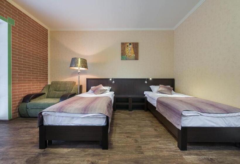 غرفة كلاسيكية ثلاثية, Green Villa