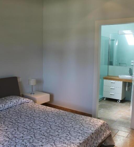 דירת שני חדרים, Relais Pugliano