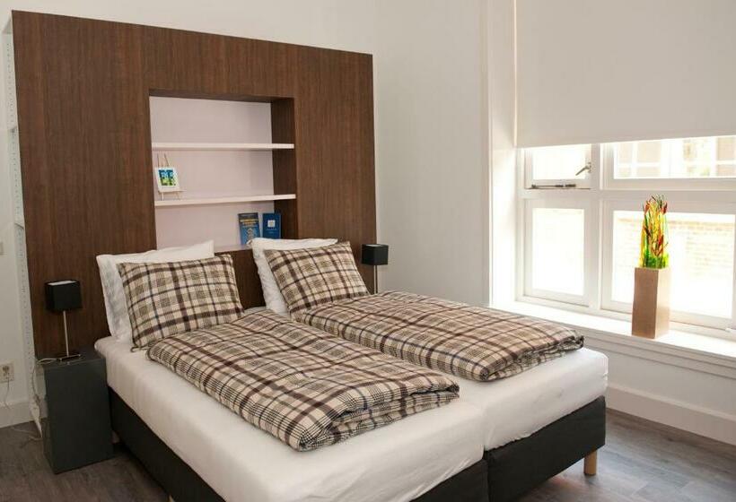 スタンダードルーム, Erve Fakkert