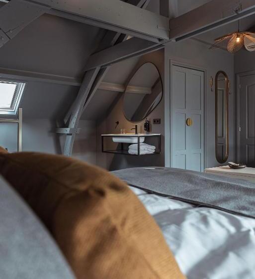 デラックスの４人部屋, Boutique Hotel Restaurant Bal