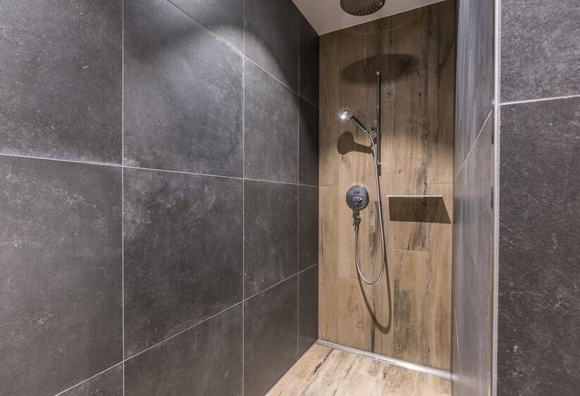 デラックスルーム, Gibswilerstube