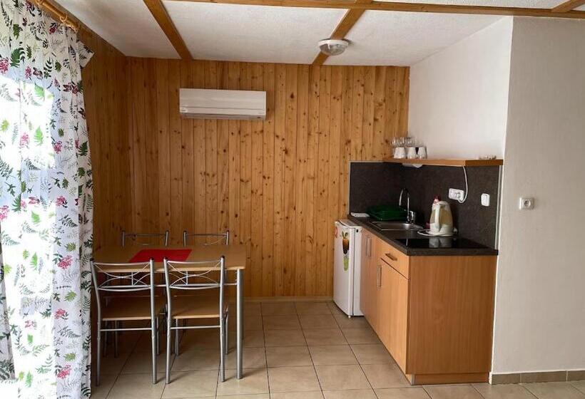 Бунгало Премиум, Rohanov