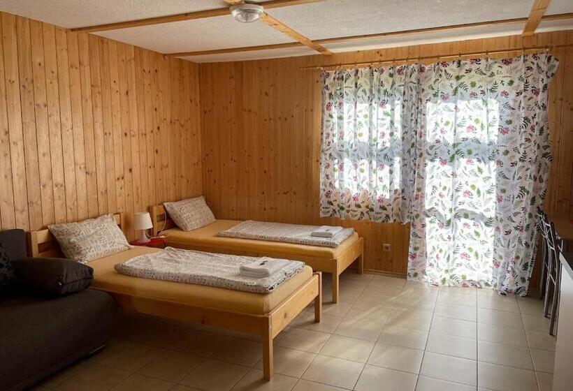 Бунгало Премиум, Rohanov