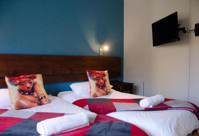 スイート（家族用）, Desert Dew Guest House