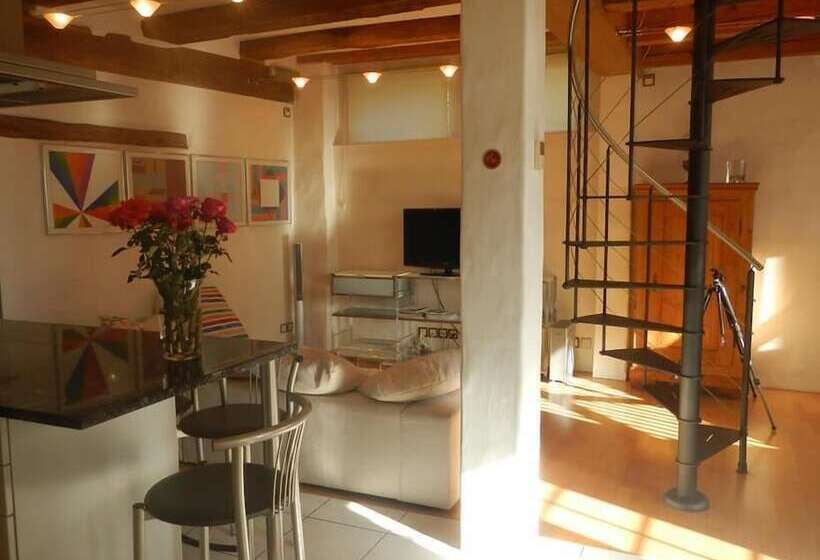 Семейное Студио, Guesthouse Les Mignardises