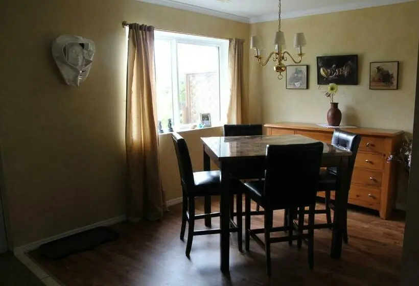 ２ベッドルームアパートメント, Selah Retreat Guesthouse B&b