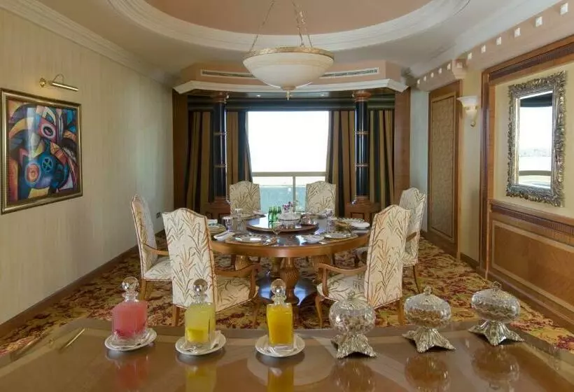 ロイヤルスイート, Al Raha Beach Resort & Spa