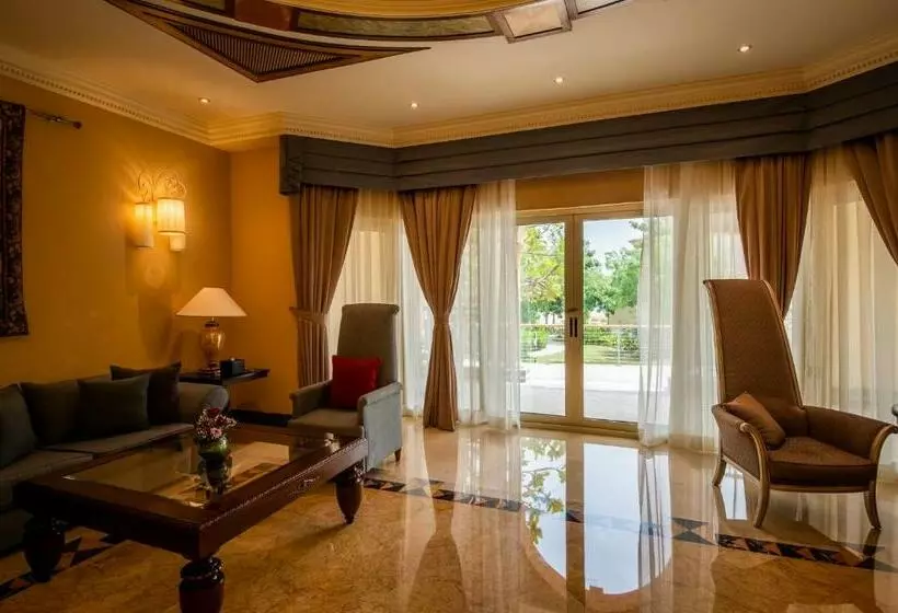 ビラ４ベッドルーム, Al Raha Beach Resort & Spa
