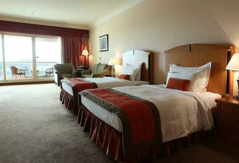 景色の見えるデラックスルーム, Al Raha Beach Resort & Spa
