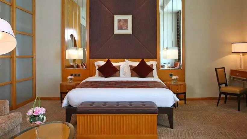 景色の見えるデラックスルーム, Al Raha Beach Resort & Spa