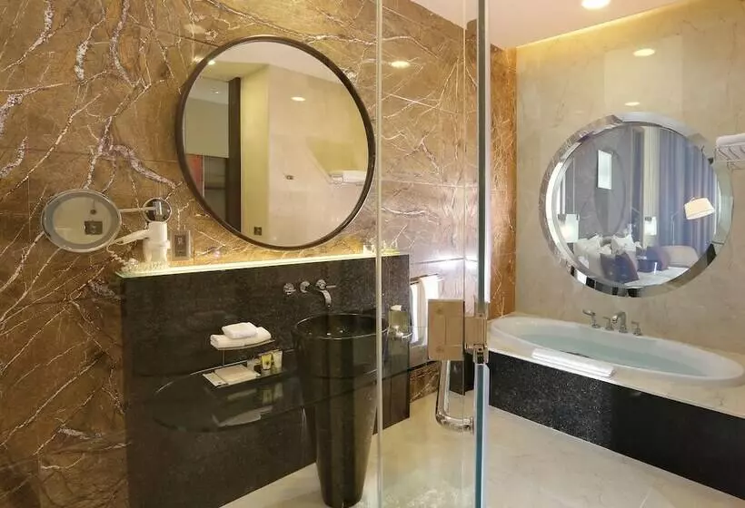 景色の見えるデラックスルーム, Al Raha Beach Resort & Spa