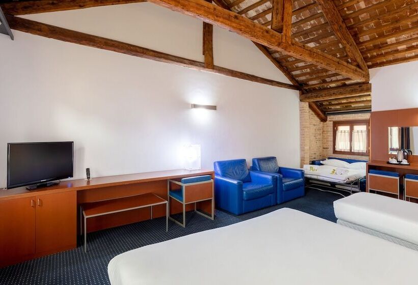 سوییت خانوادگی, Eurostars Residenza Cannaregio