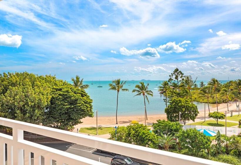 غرفة قياسية مطلّة علي البحر, Airlie Beach