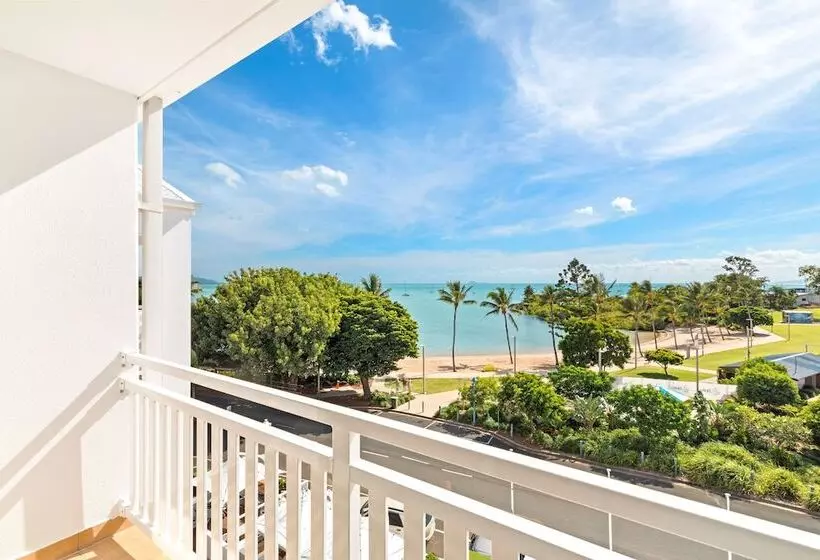 オーシャンビュースタンダードルーム, Airlie Beach