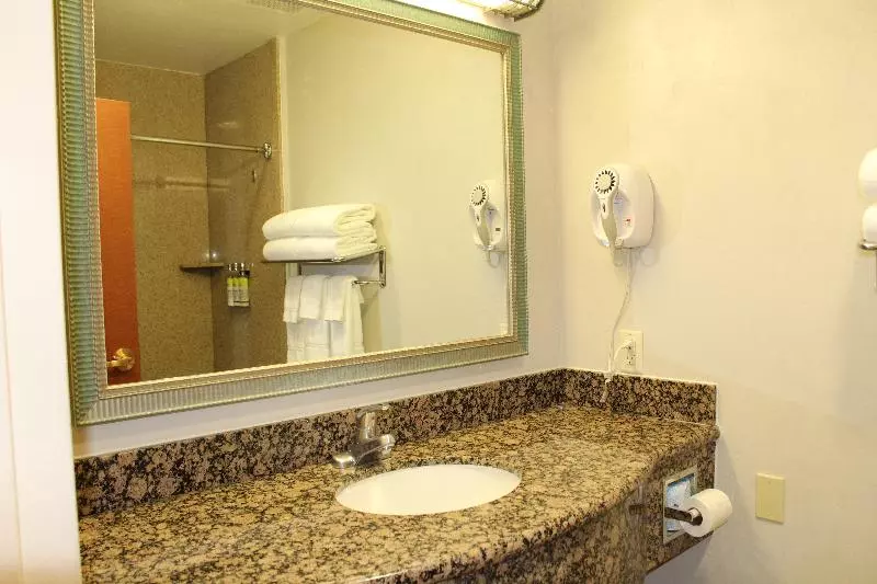 آپارتمان 2 خوابه, Al Maha Regency Hotel Suites   Managed By Aoudi Consultants