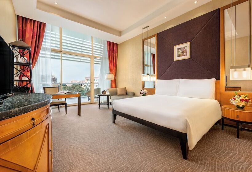 اتاق لوکس با چشم‌انداز, Al Raha Beach