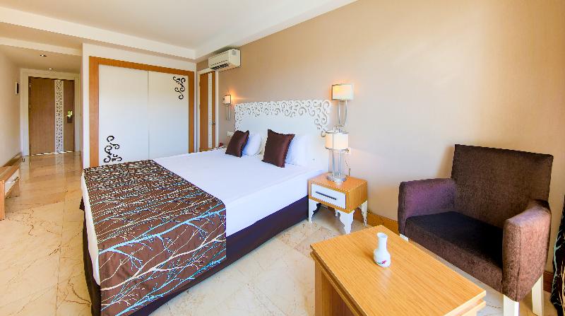 اتاق سوپریور, Al Raha Beach