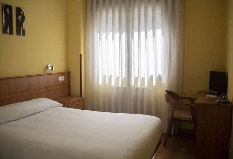 اتاق اکونومی, Alda Estación Oviedo