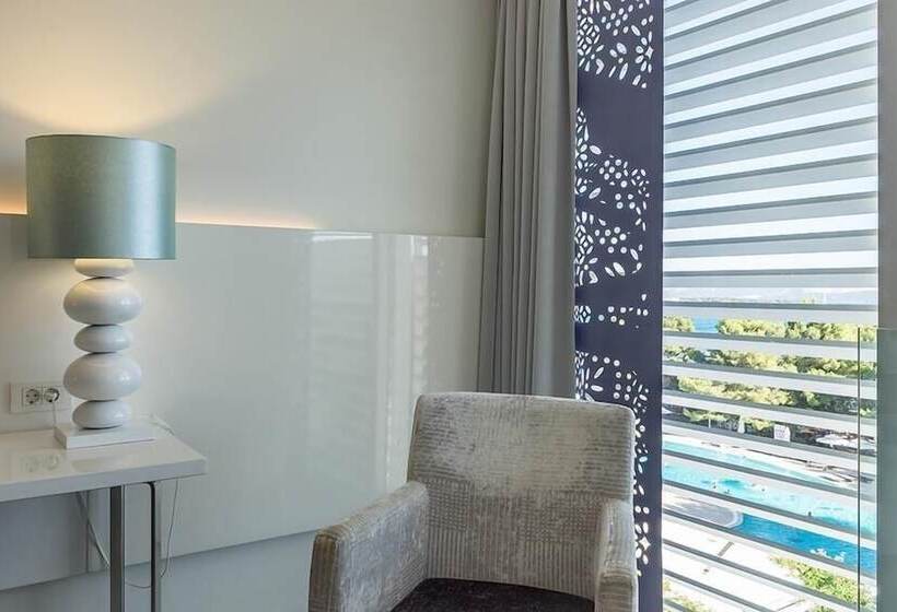 غرفة قياسية مطلّة علي البحر, Amadria Park Ivan