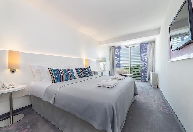 غرفة قياسية مطلّة علي البحر, Amadria Park Ivan