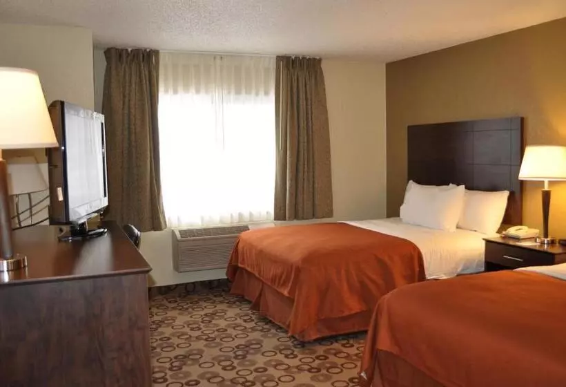 سوییت لوکس, Spark By Hilton Cedar Falls