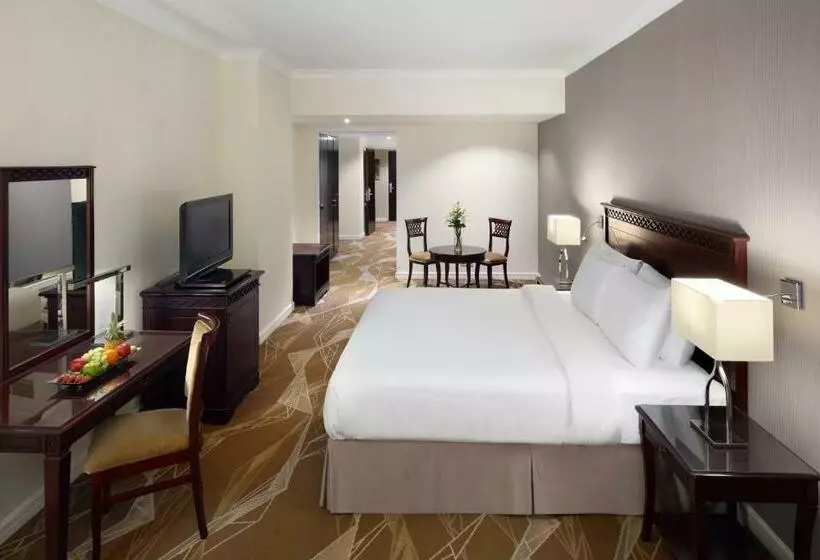 3 Bedroom Suite, Anwar Al Madinah Movenpick