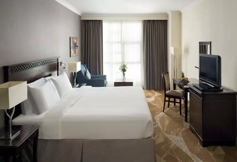 3 Bedroom Suite, Anwar Al Madinah Movenpick