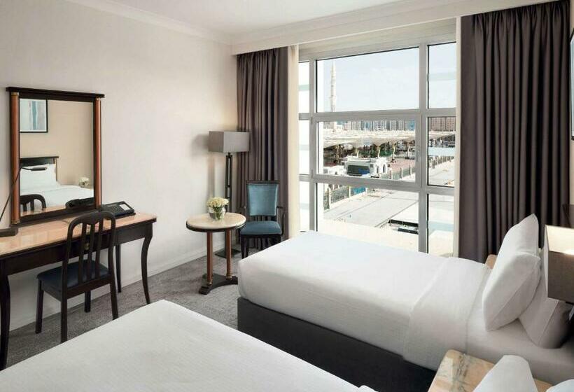 Трехместный Номер Superior, Anwar Al Madinah Movenpick