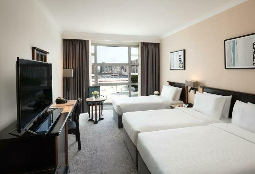 高级三人间, Anwar Al Madinah Movenpick