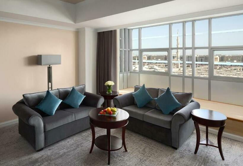 带观景的标准工作室, Anwar Al Madinah Movenpick