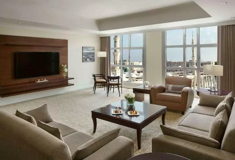 Presidenttisviitti 3 Makuuhuonetta, Anwar Al Madinah Movenpick