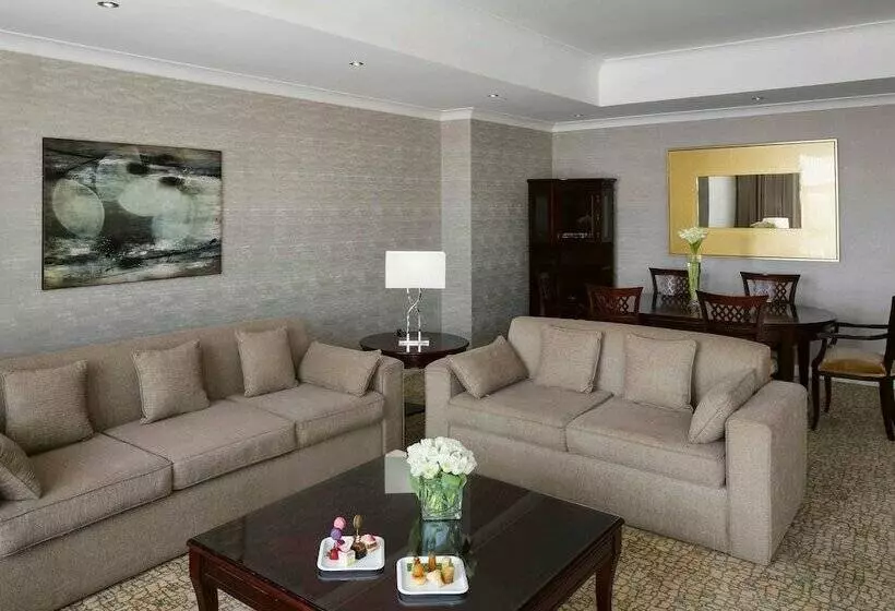 Presidenttisviitti 3 Makuuhuonetta, Anwar Al Madinah Movenpick
