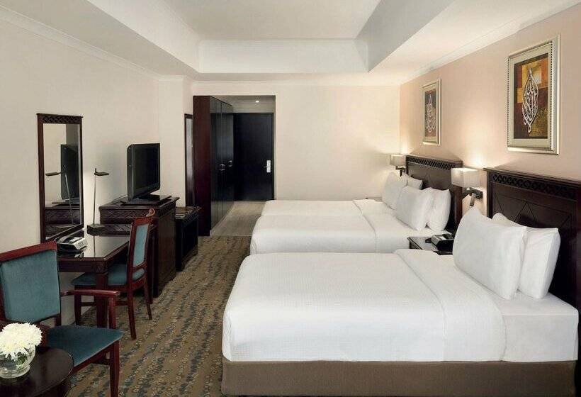 行政房间, Anwar Al Madinah Movenpick