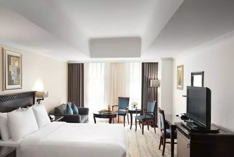 Executive-huone, Anwar Al Madinah Movenpick