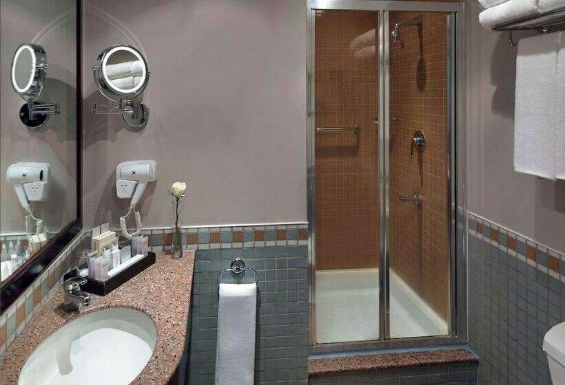 带双人床的经典房间, Anwar Al Madinah Movenpick