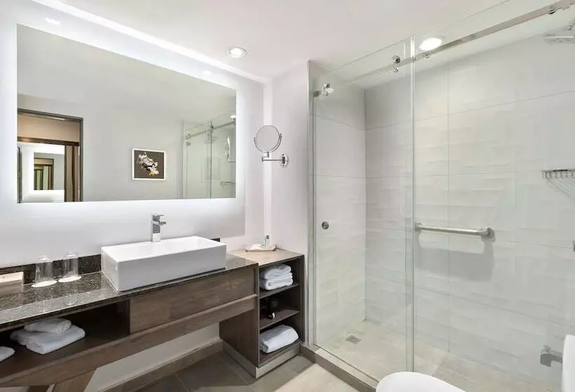 クラブルーム, Crowne Plaza San Jose La Sabana, An Ihg