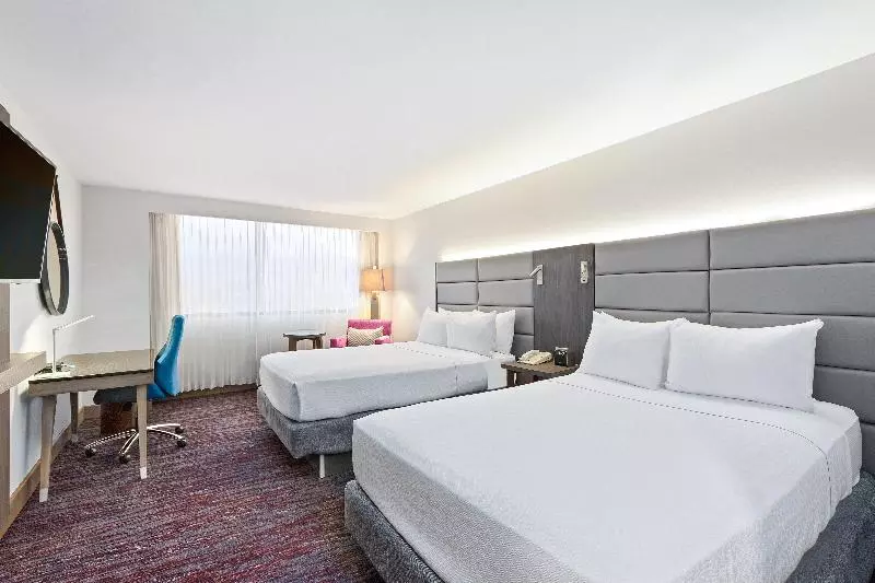 クラブルーム, Crowne Plaza San Jose La Sabana, An Ihg