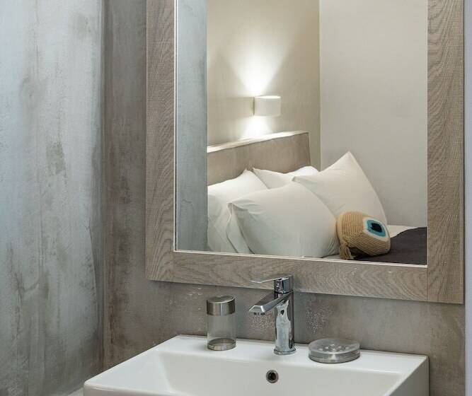 غرفة عائلية, Dilion