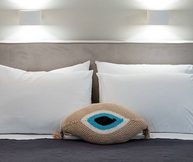 غرفة عائلية, Dilion