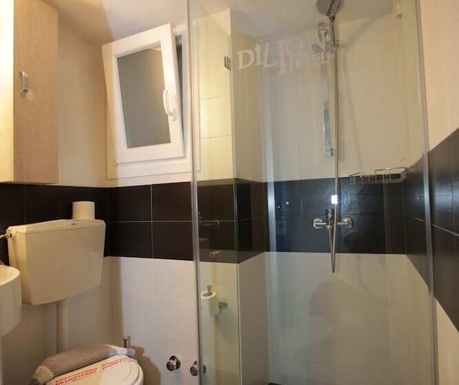 غرفة سوبيريور ثلاثية, Dilion