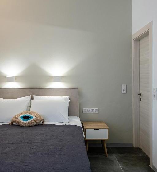 غرفة سوبيريور ثلاثية, Dilion