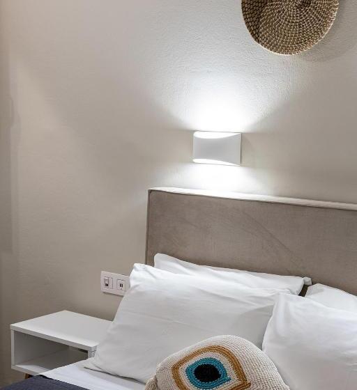 غرفة سوبيريور, Dilion