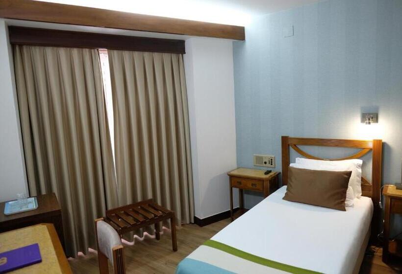 اتاق استاندارد یک نفره, Dona Sofia