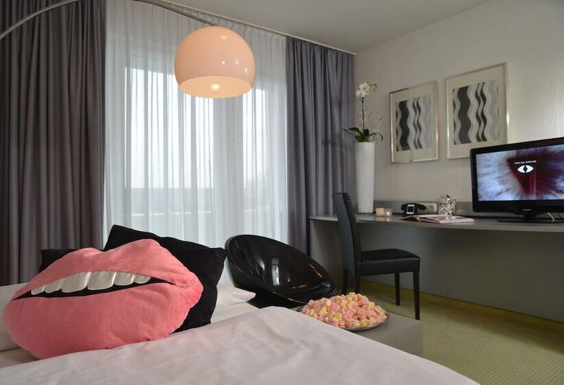 标准间, Medo Köln