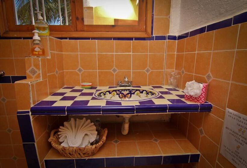 Номер Стандарт, Gilda