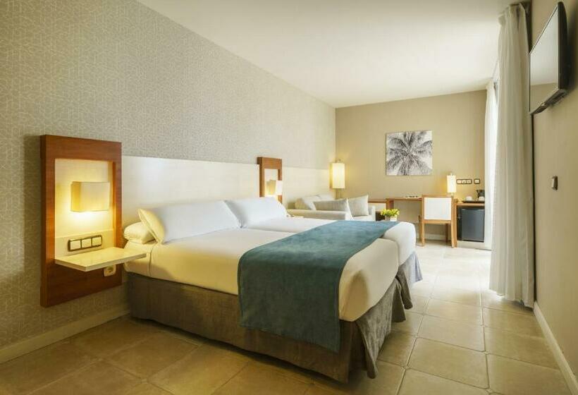 غرفة قياسية إطلالة جانبية علي البحر, Ilunion Fuengirola